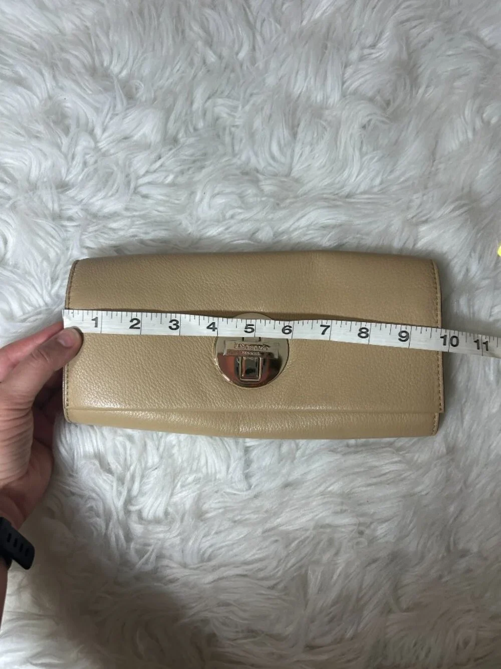 KATE SPADE tan nude soft leather Clutch Turnlock Leather Bag Purse with strap